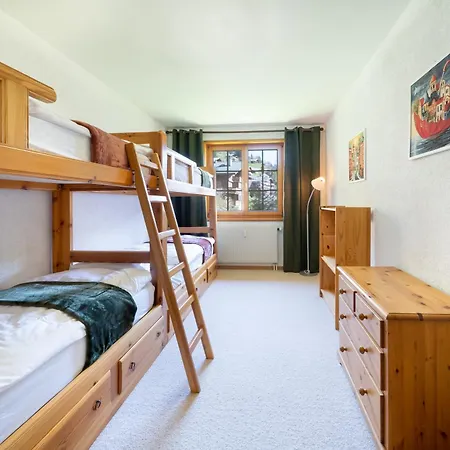 La Tour D'antheme 3 8 Personnes Appartement Champéry