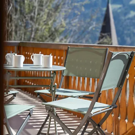 La Tour D'antheme 3 8 Personnes Appartement Champéry
